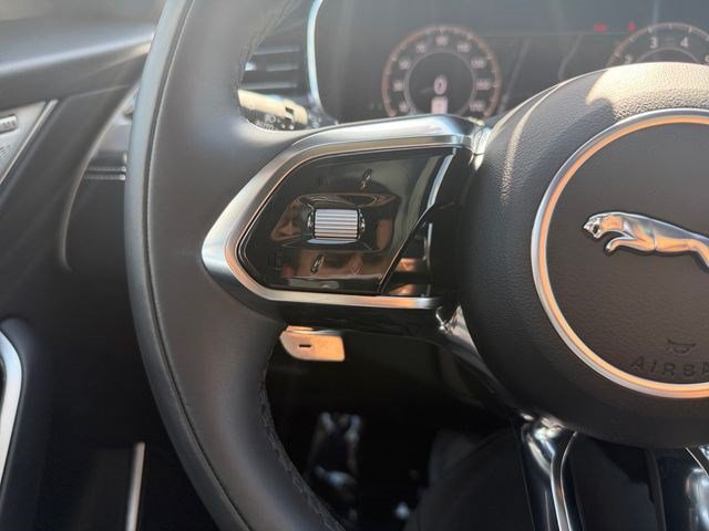 Used 2026 Jaguar F-PACE R-Dynamic S AWD/4WD image 22