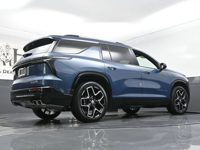 Used 2025 Chevrolet Traverse High Country w/ LPO, Floor Liner Package FWD image 35