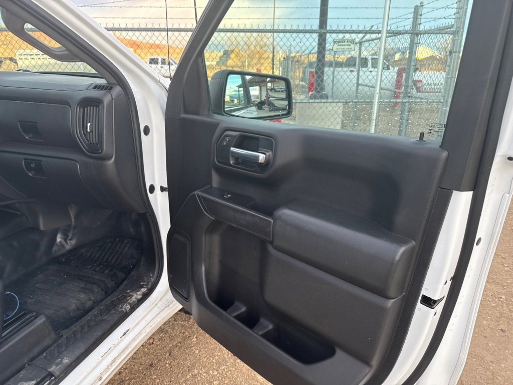 Used 2017 Land Rover Range Rover Sport HSE image 31