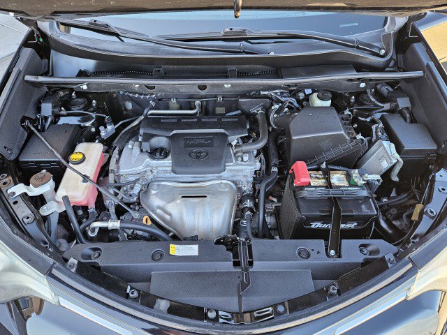 Used 2018 Toyota RAV4 XLE w/ Plus Extra Value Package image 28