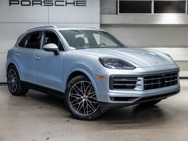 Certified 2025 Porsche Cayenne AWD/4WD image 10