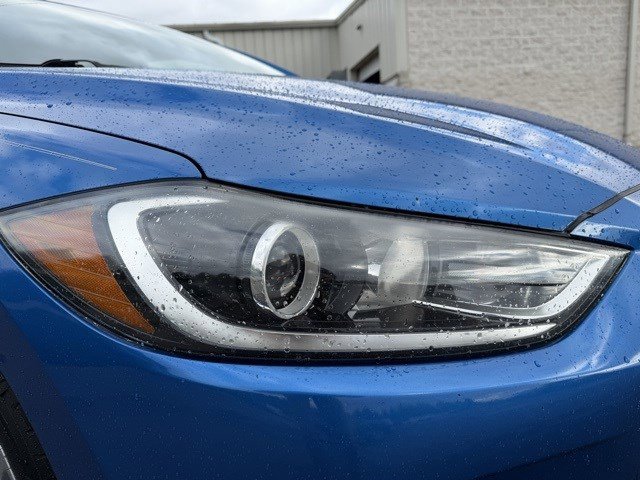 Used 2017 Hyundai Elantra SE image 10