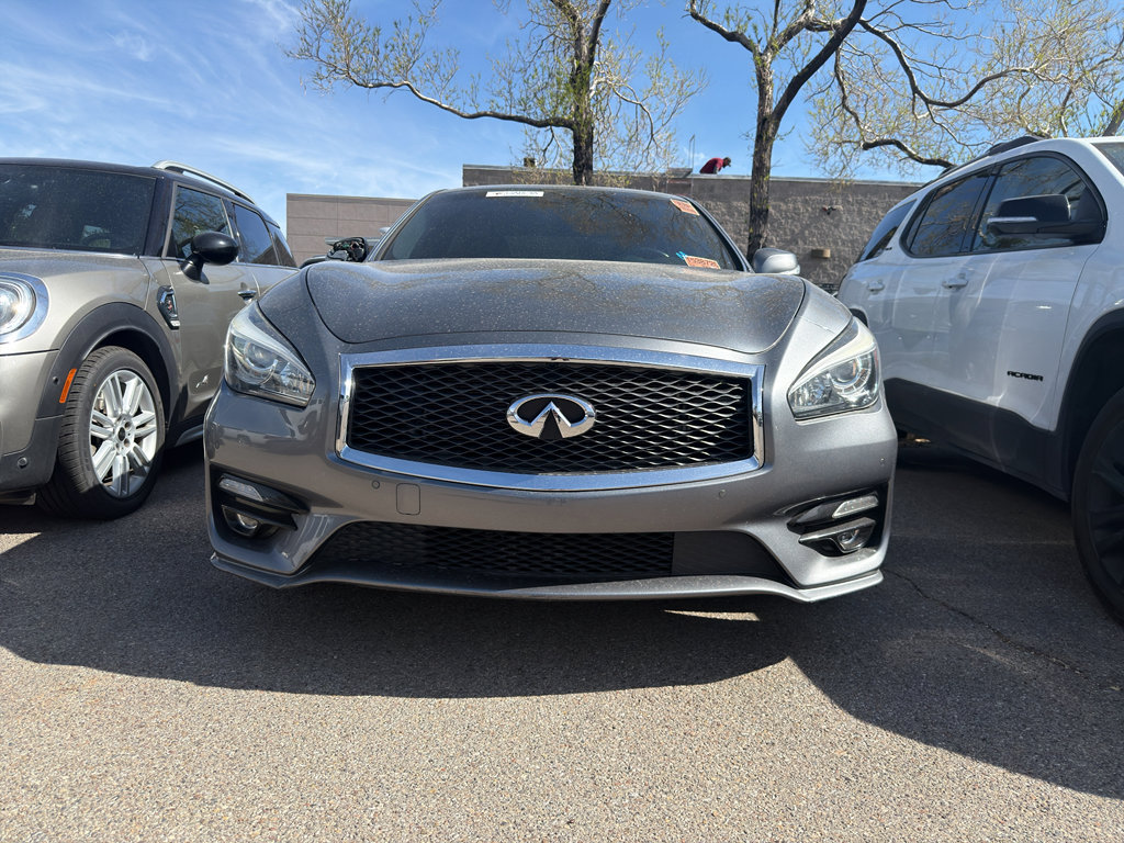 Used 2017 INFINITI Q70 3.7 w/ Technology Package image 3