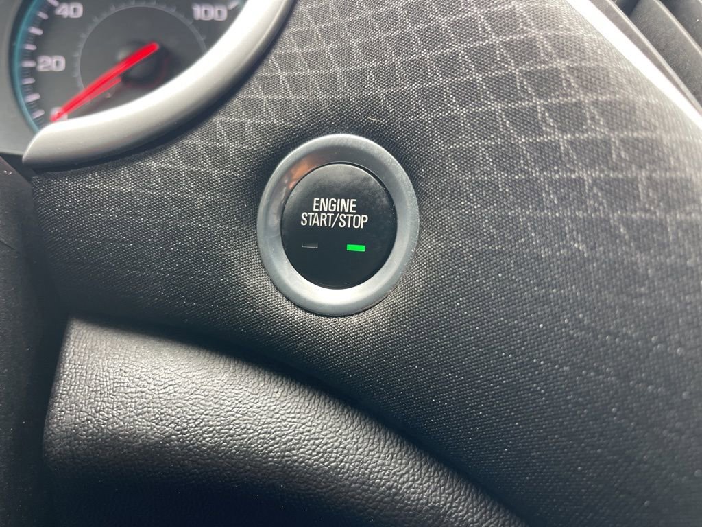 Used 2024 Chevrolet Malibu LT image 13