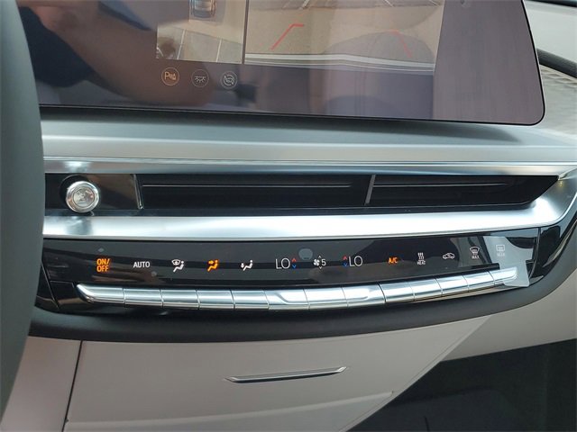 New 2025 Cadillac Lyriq Luxury image 18