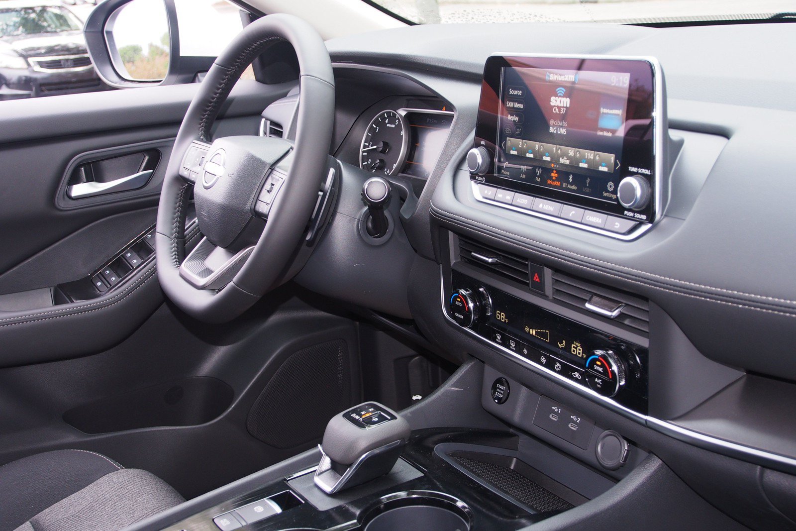 Used 2026 Nissan Rogue SV FWD image 10