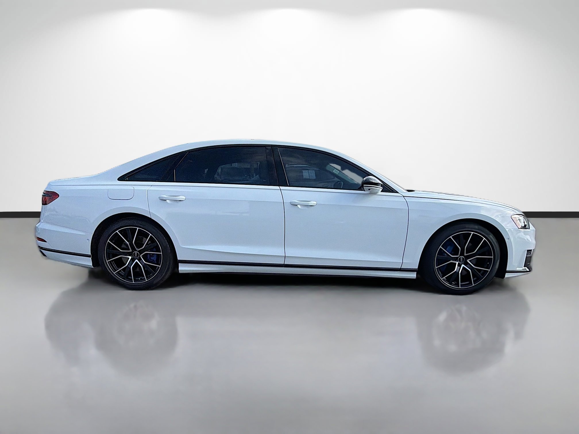 Used 2021 Audi A8 L 3.0T image 2