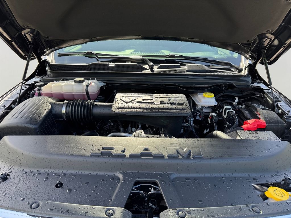 Used 2025 RAM 1500 Big Horn RWD image 9