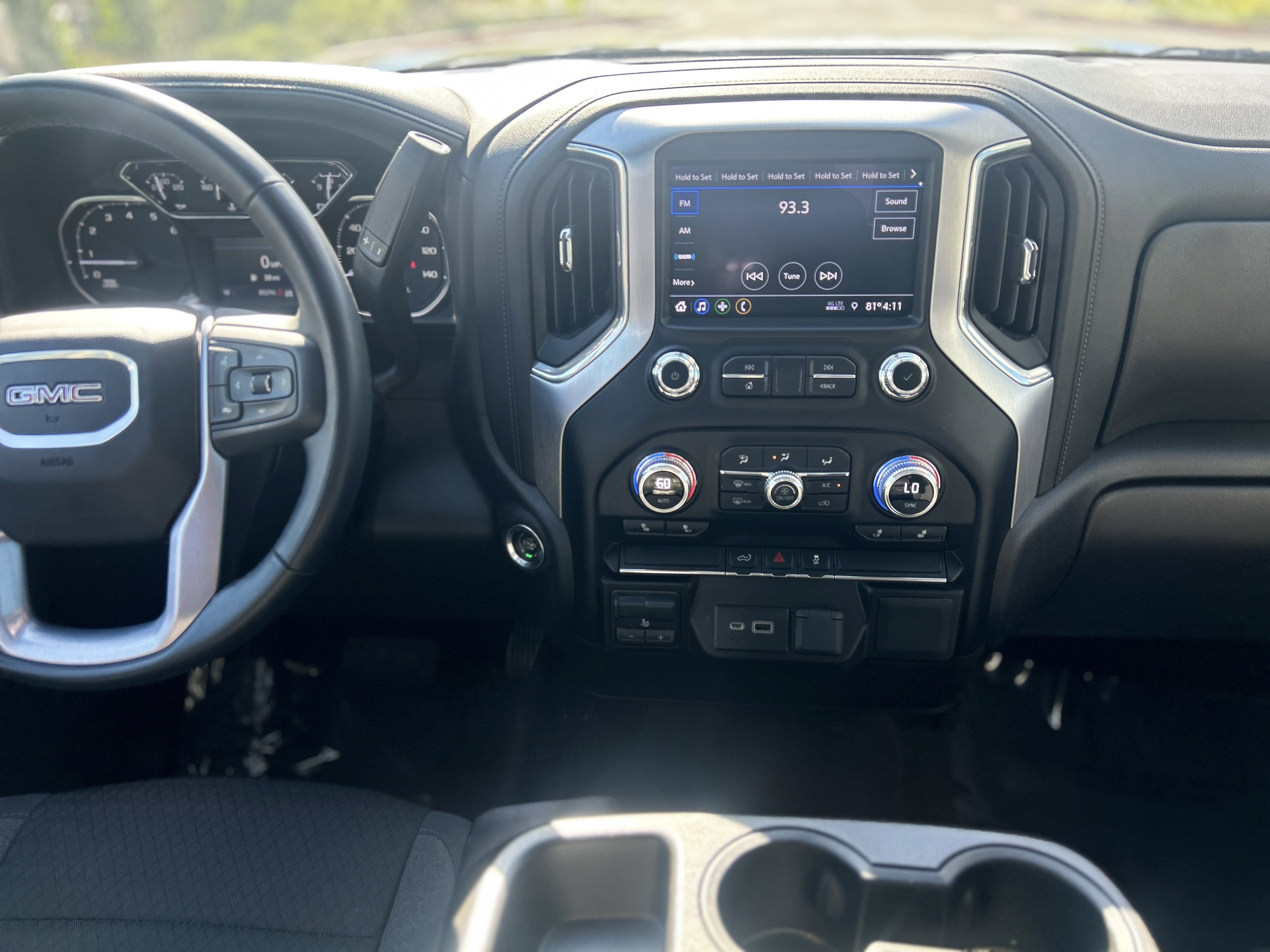 Used 2023 GMC Sierra 2500 SLE w/ SLE Value Package; AWD/4WD image 10