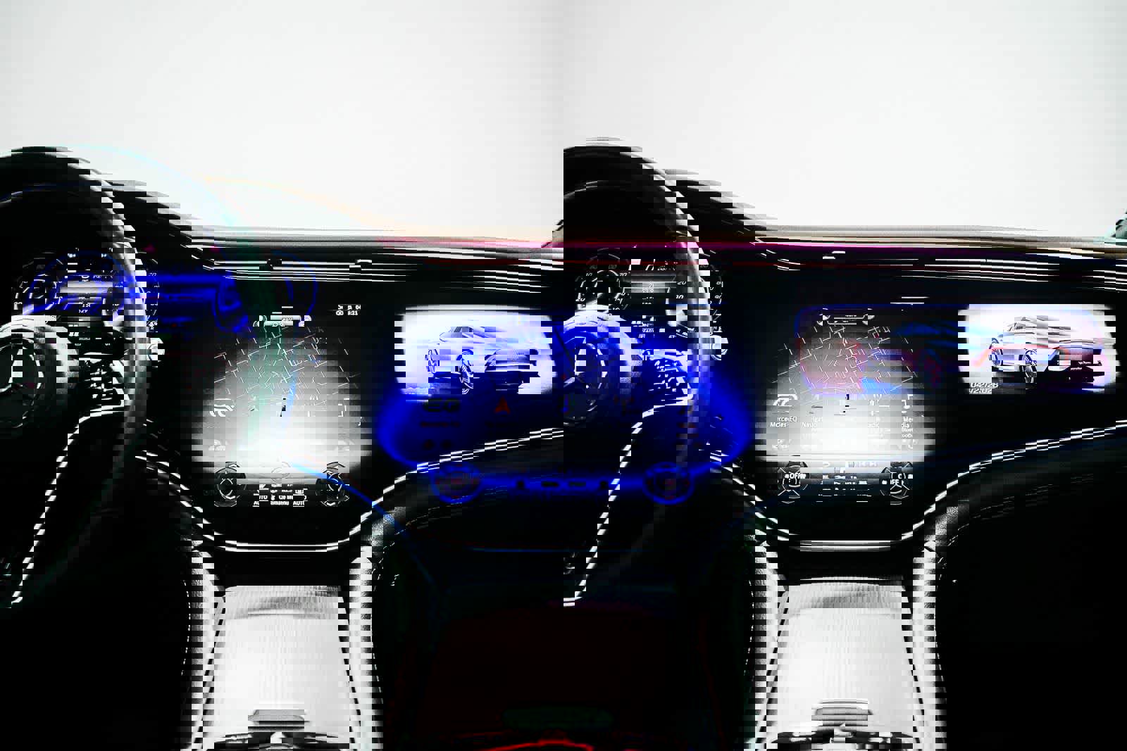 Used 2023 Mercedes-Benz EQS 580 4MATIC SUV image 13