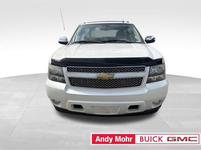 Used 2013 Chevrolet Avalanche LTZ RWD image 4