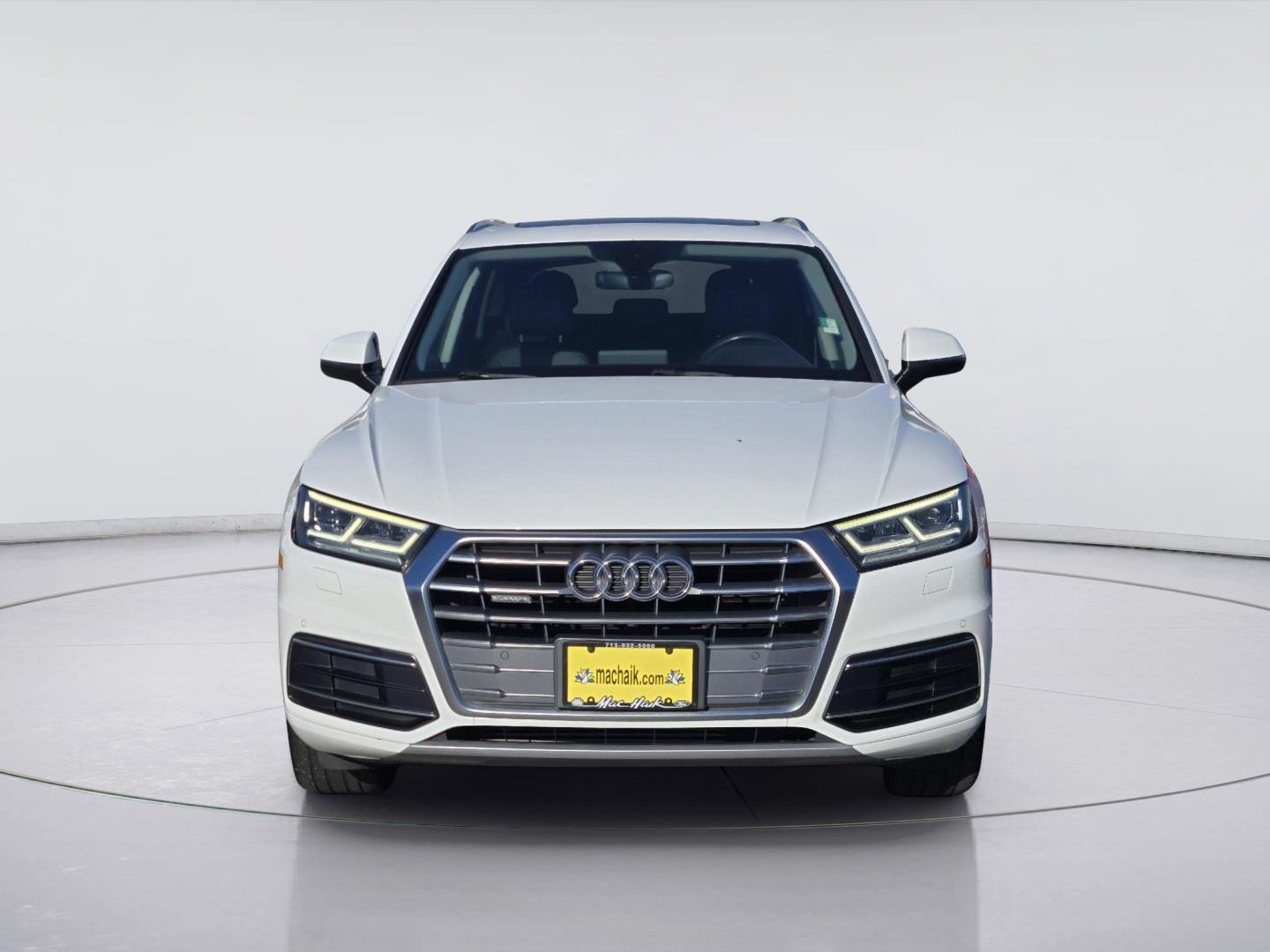 Used 2018 Audi Q5 2.0T Premium Plus w/ Premium Plus Package AWD/4WD image 2