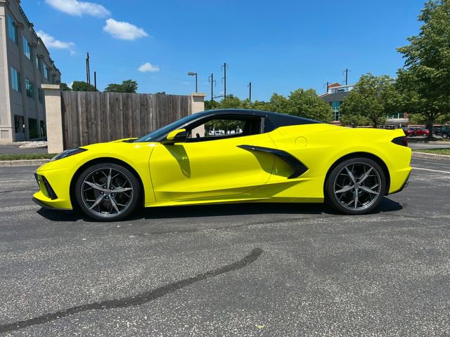 Used 2022 Chevrolet Corvette Stingray Convertible w/ Battery Protection Package image 4
