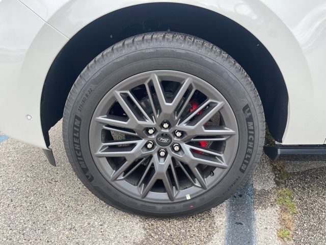 New 2025 Ford Expedition Max Platinum w/ Stealth Performance Package image 12