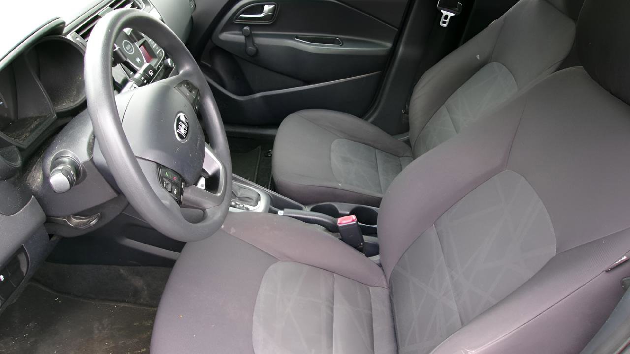 Used 2016 Kia Rio LX image 11