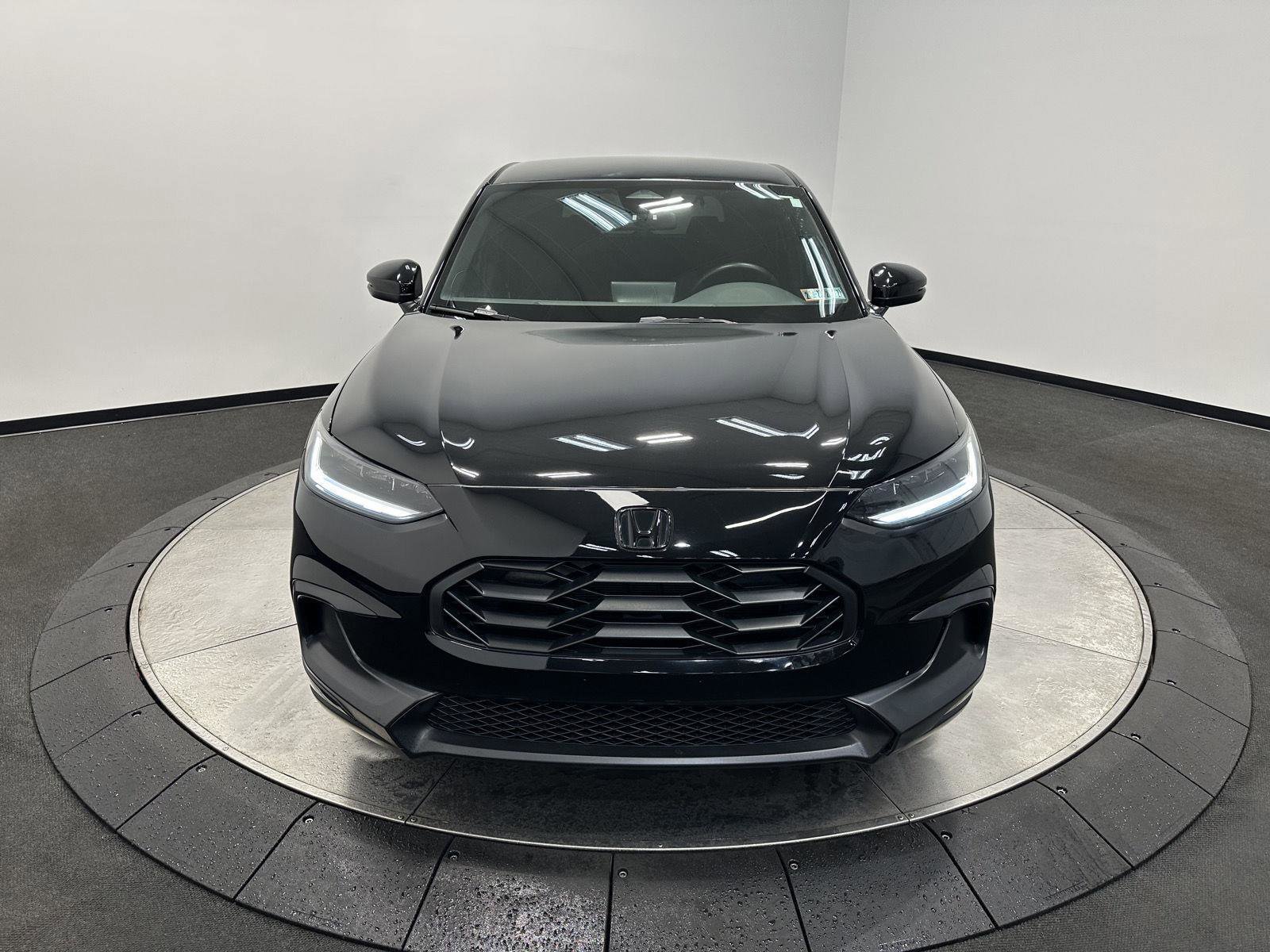 Used 2024 Honda HR-V Sport image 3