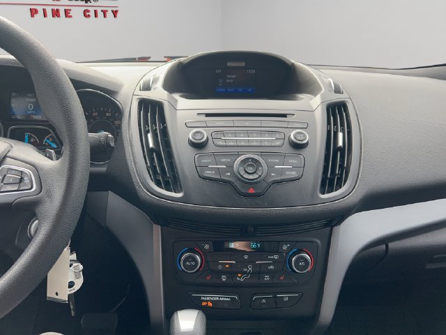 Used 2017 Ford Escape SE AWD/4WD image 21