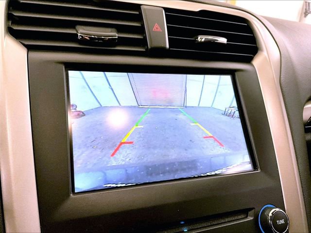 Used 2015 Ford Fusion SE w/ Equipment Group 202A AWD/4WD image 20
