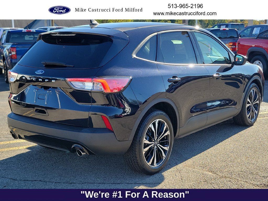 Used 2021 Ford Escape SE w/ SE Sport Appearance Package FWD image 5