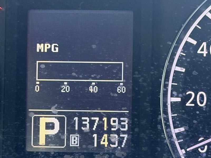 Used 2012 INFINITI G25 x AWD/4WD image 17