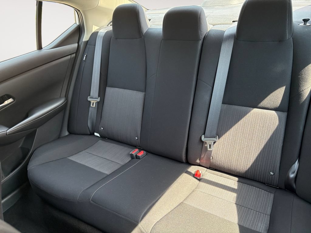 Used 2023 Nissan Sentra SV FWD image 12