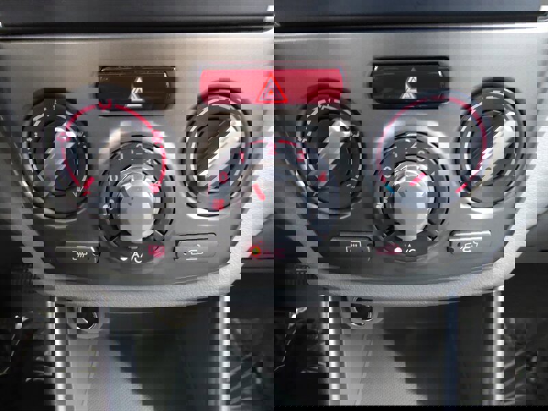 Used 2010 Subaru Forester 2.5X Premium w/ Popular Equipment Group 1A image 15