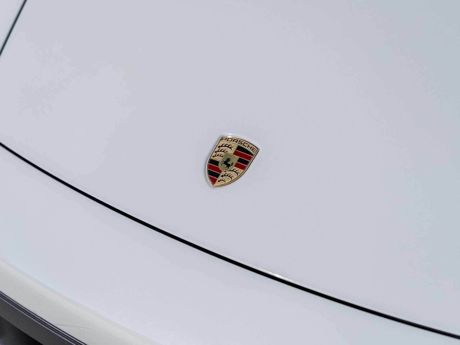 Certified 2022 Porsche 911 Turbo S w/ 911 Turbo Sportdesign Package image 21