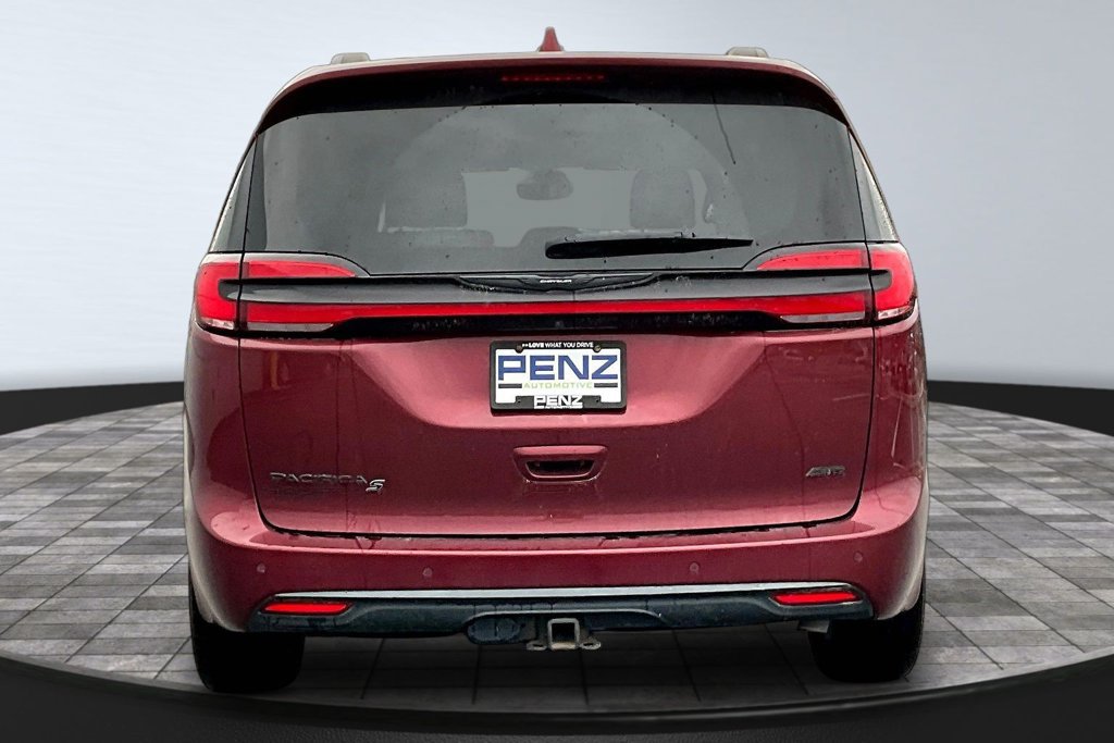 Used 2021 Chrysler Pacifica Touring-L w/ Uconnect Theater Family Group AWD/4WD image 5