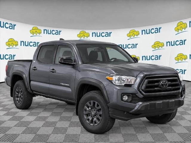Certified 2020 Toyota Tacoma SR5 AWD/4WD image 2