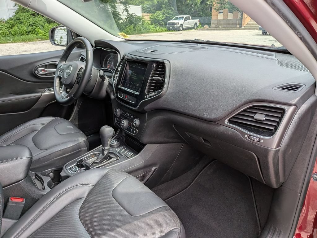 Certified 2019 Jeep Cherokee Limited AWD/4WD image 24