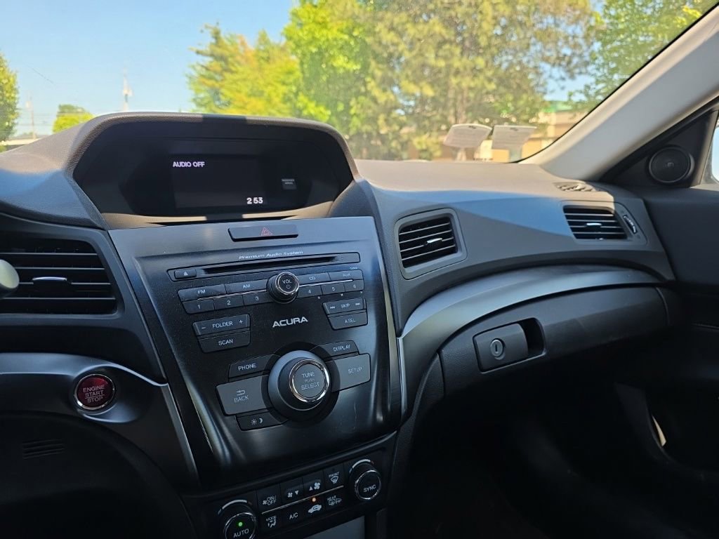 Used 2014 Acura ILX FWD image 21