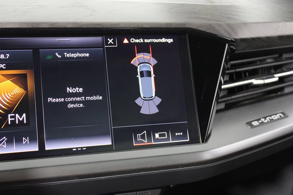 Used 2023 Audi Q4 e-tron Premium w/ Convenience Package RWD image 20