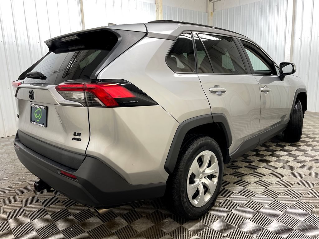 Used 2019 Toyota RAV4 LE w/ All Weather Liner Package AWD/4WD image 15