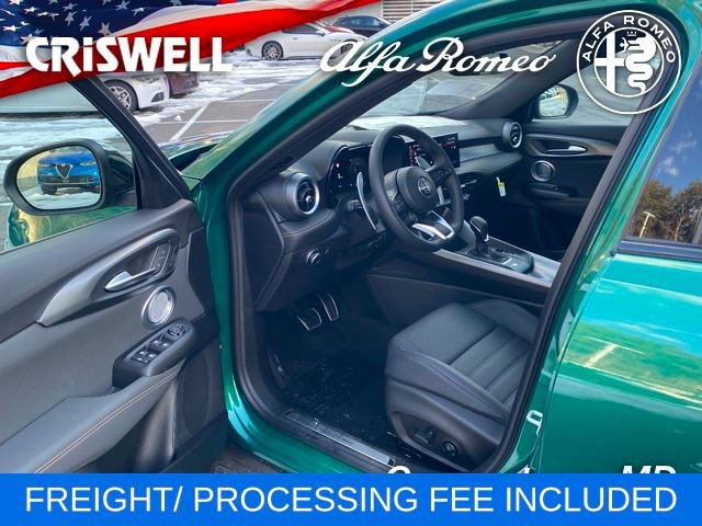 New 2025 Alfa Romeo Tonale w/ Premium Package AWD/4WD image 19