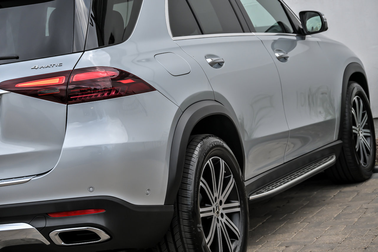 Used 2025 Mercedes-Benz GLE 450e 4MATIC image 17