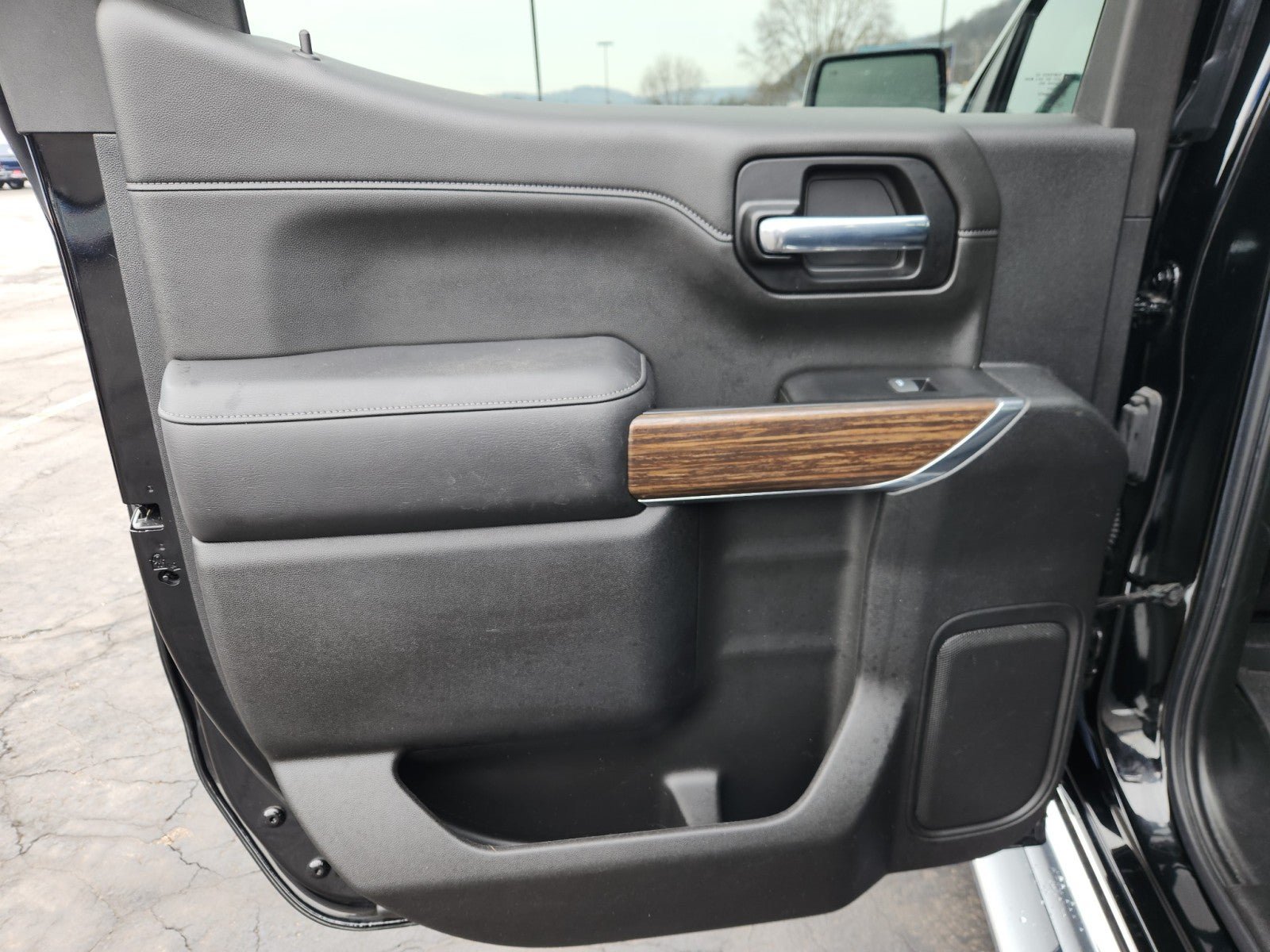 Used 2022 Chevrolet Silverado 1500 High Country AWD/4WD image 25