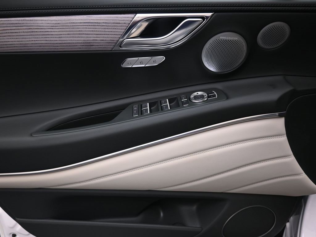 New 2026 Genesis GV80 2.5T Advanced image 21