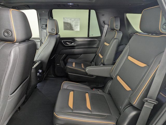 Used 2023 GMC Yukon AT4 w/ Technology Package AWD/4WD image 21