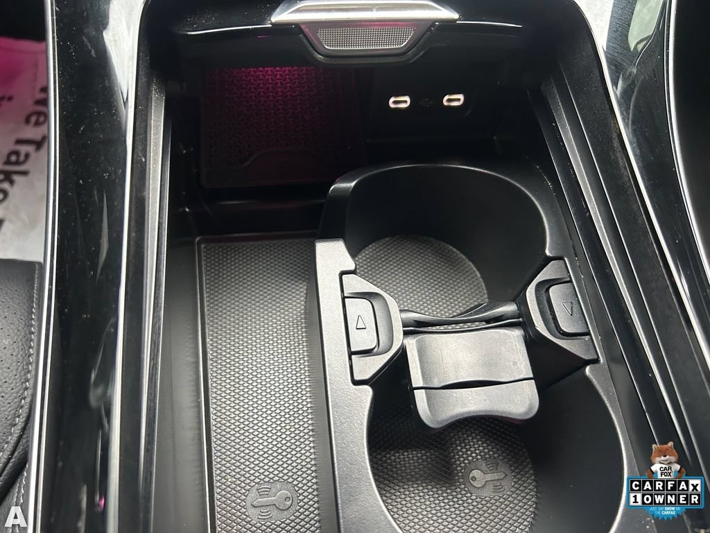 Used 2025 Mercedes-Benz C 300 4MATIC Sedan image 26