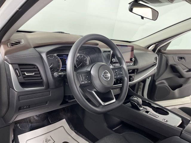 Used 2021 Nissan Rogue S image 19