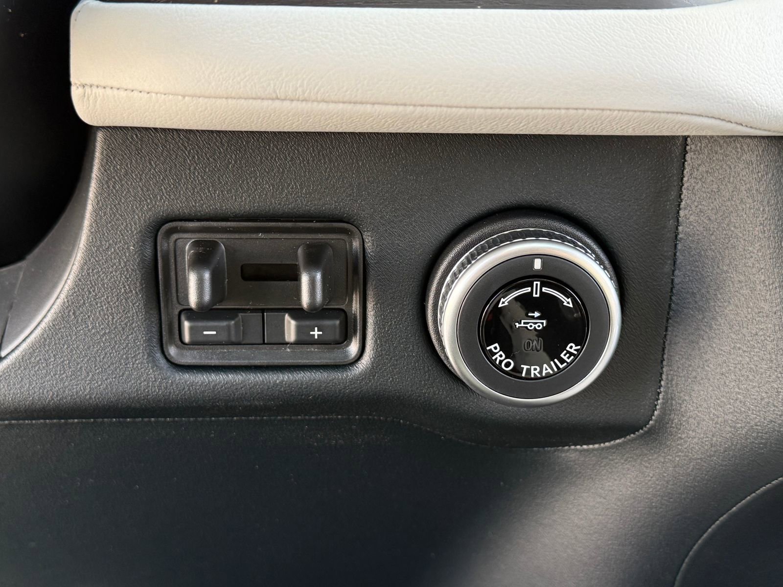 New 2026 Lincoln Navigator Black Label image 31