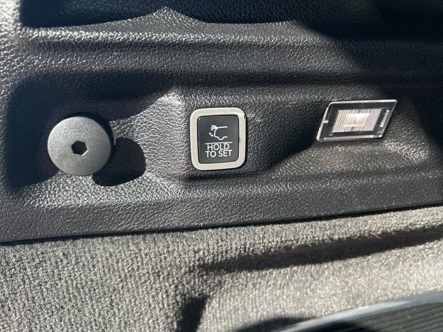 Used 2021 Jeep Grand Cherokee L Summit AWD/4WD image 14