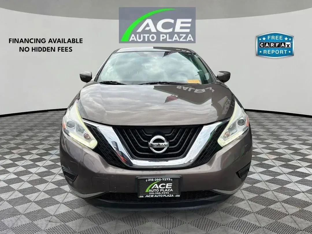 Used 2017 Nissan Murano S image 3
