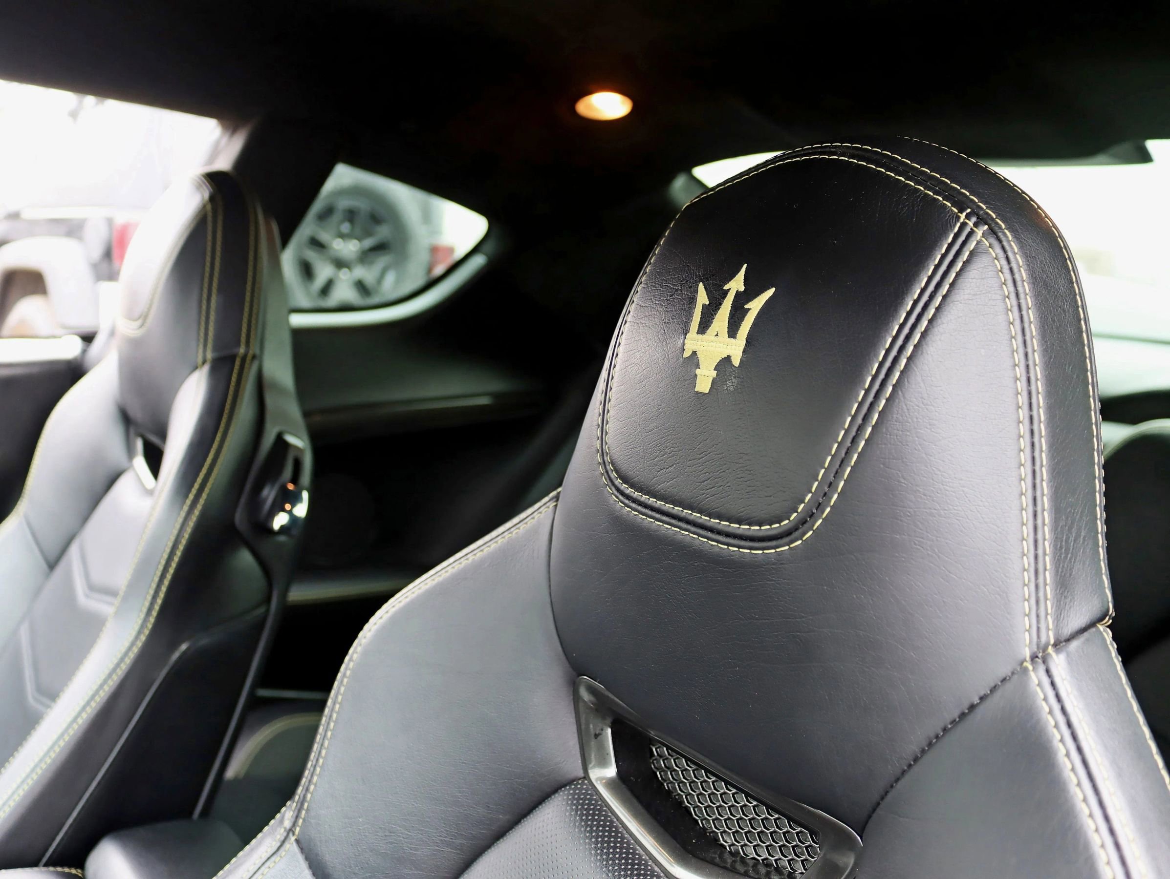 Used 2013 Maserati GranTurismo MC RWD image 27