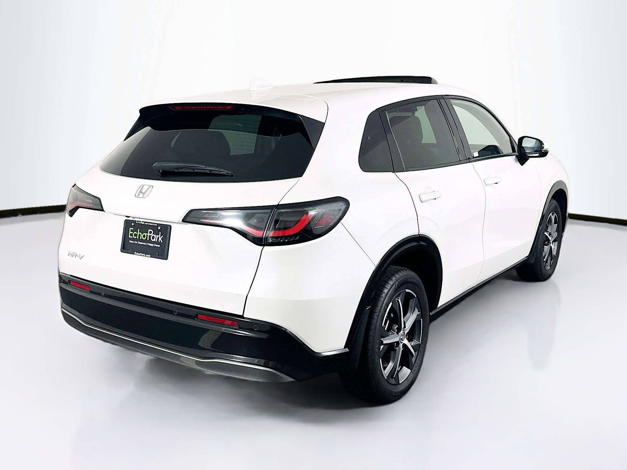 Used 2024 Honda HR-V EX-L image 9