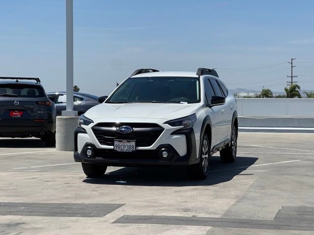Certified 2025 Subaru Outback Premium AWD/4WD image 5