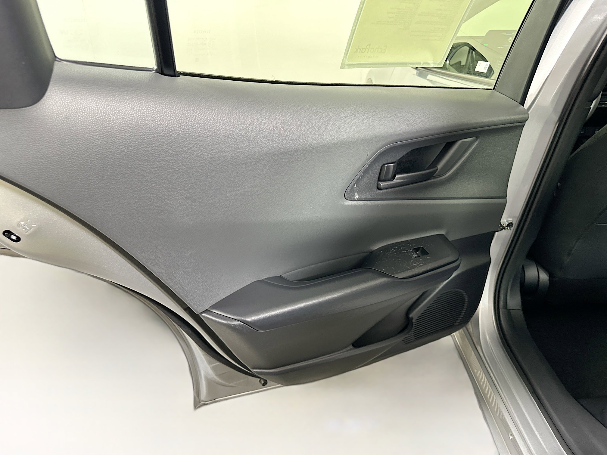 Used 2025 Toyota Prius LE image 26