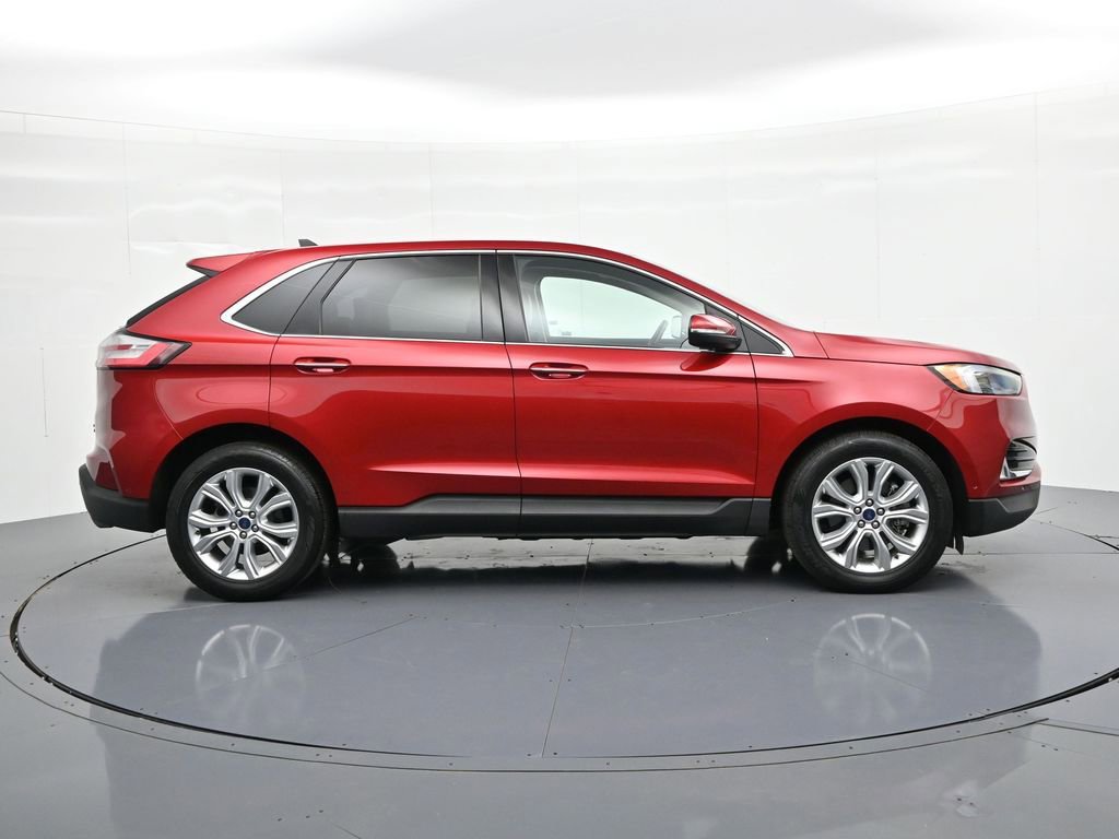 Used 2020 Ford Edge Titanium w/ Equipment Group 301A AWD/4WD image 5