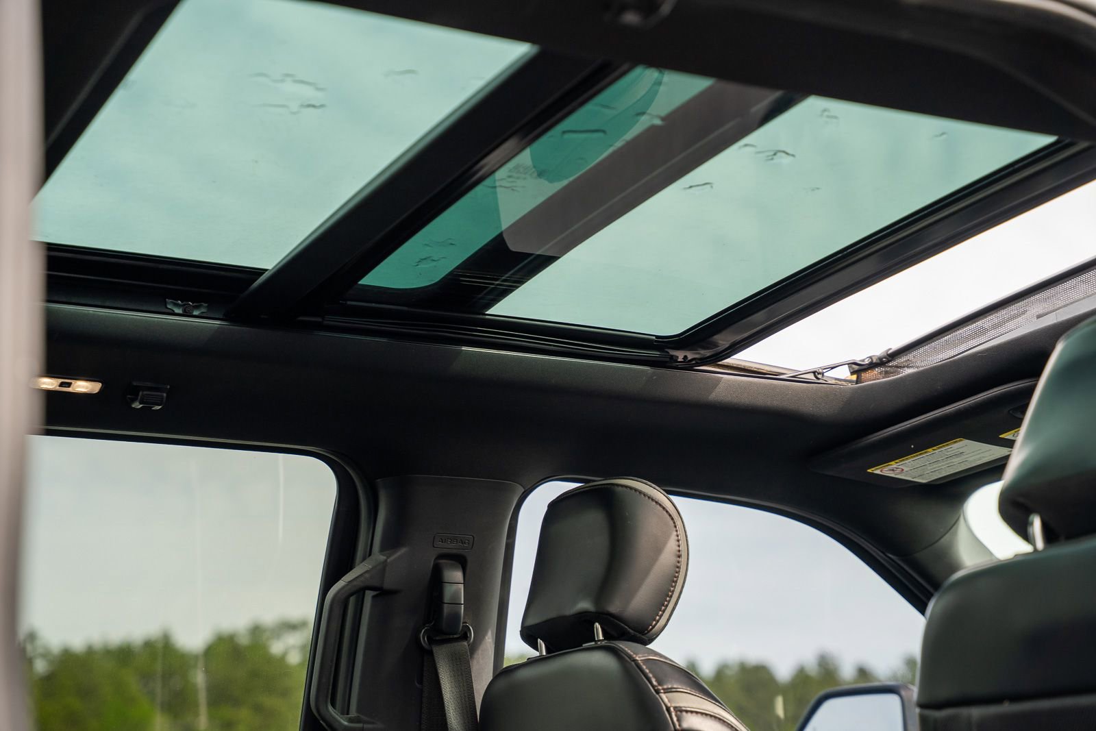 Certified 2019 Ford F250 Platinum w/ Platinum Ultimate Package AWD/4WD image 31