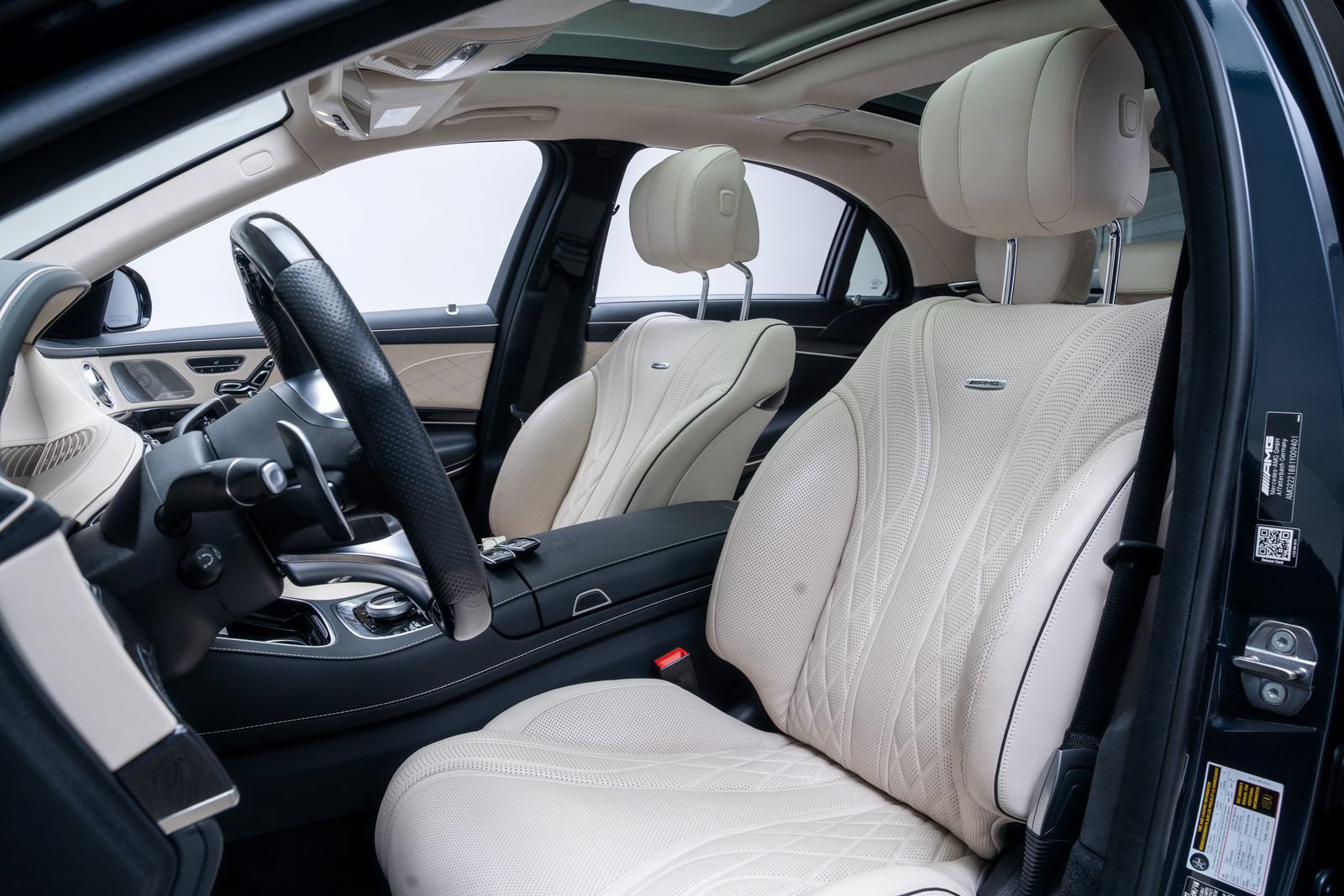 Used 2019 Mercedes-Benz S 63 AMG S 4MATIC Sedan image 19